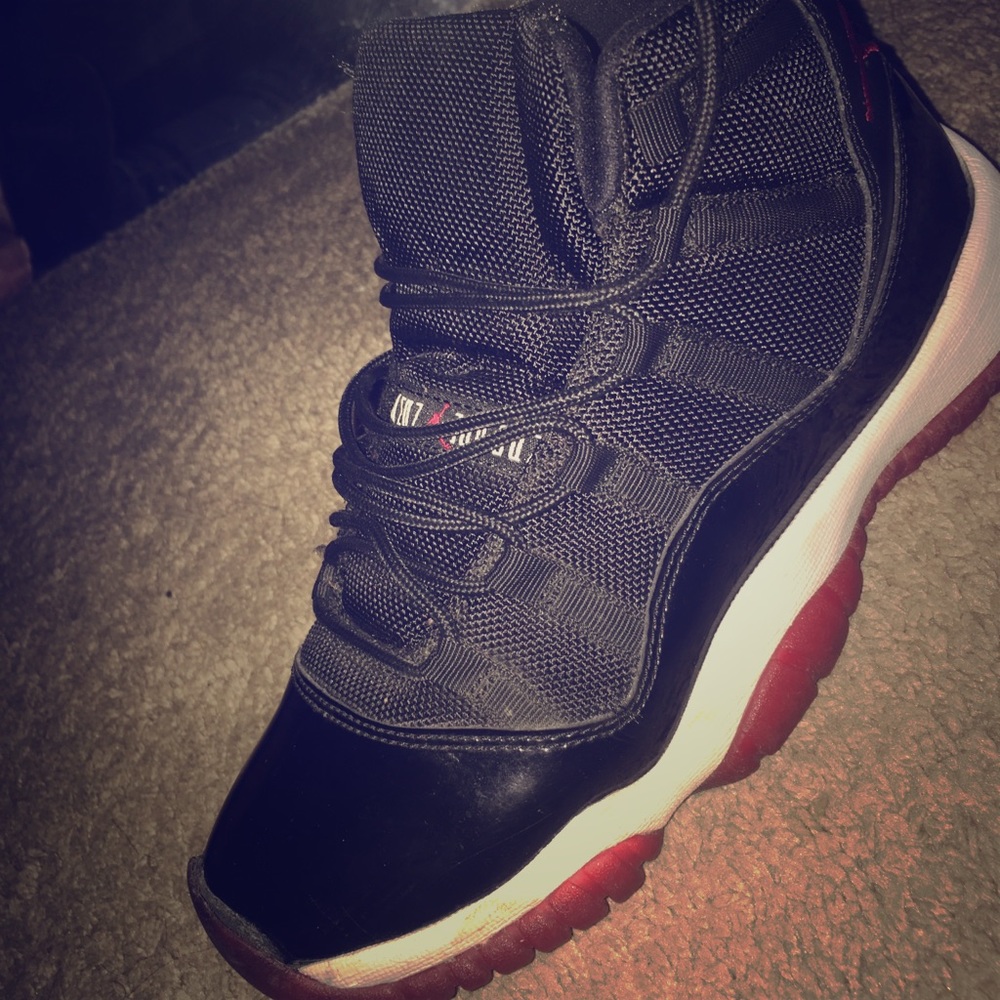 Air Jordan Bred 11s. Trade ??